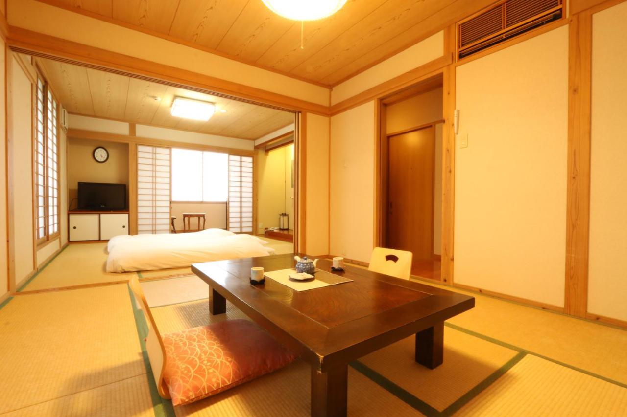 Отель Usuki Yunosato Saiki Экстерьер фото